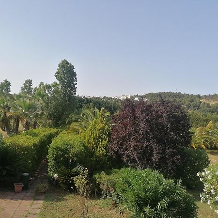 הוילה פסקיצ'י La Piana Di Calena מראה חיצוני תמונה