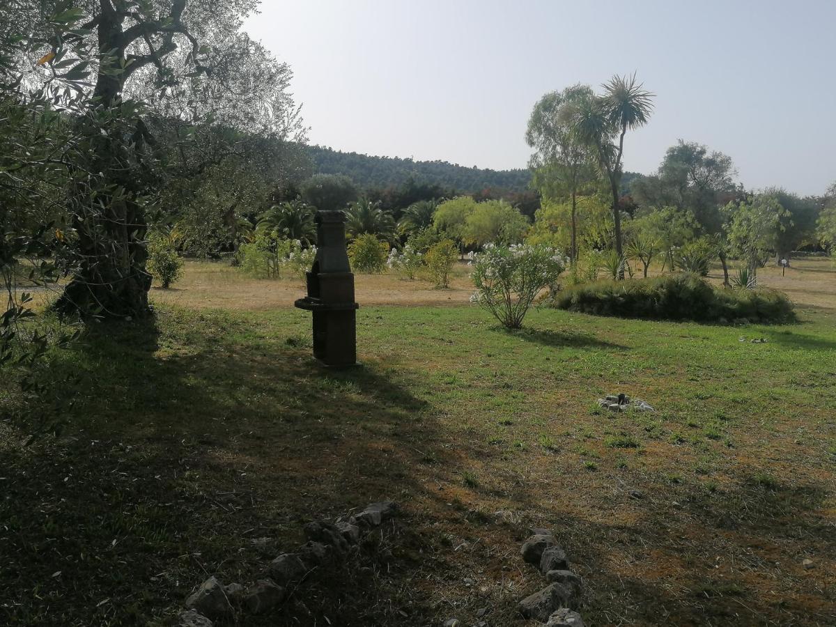 הוילה פסקיצ'י La Piana Di Calena מראה חיצוני תמונה