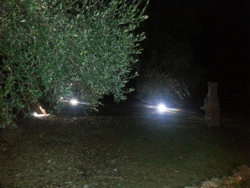 הוילה פסקיצ'י La Piana Di Calena מראה חיצוני תמונה